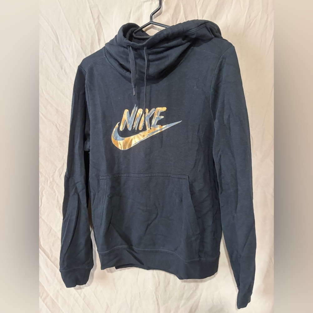 Nike sweatshirt